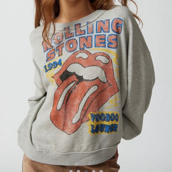 Urban Outfitters Slouchy Crewneck - Picture 2 of 4